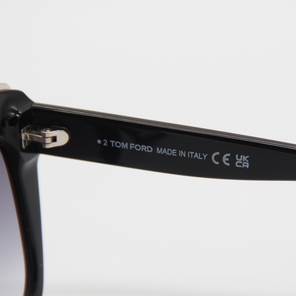 NEW TOM FORD CHANTALLE WOMEN SUNGLASSES TOM FORD TF944 01B EYEWEAR FT0944/S - Picture 11 of 13